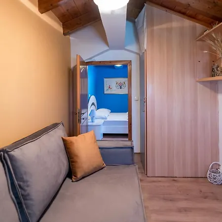 A&s Seaside Maisonette