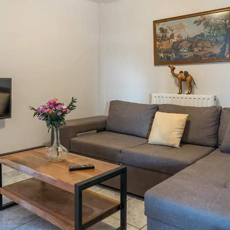 A&s Seaside Maisonette *