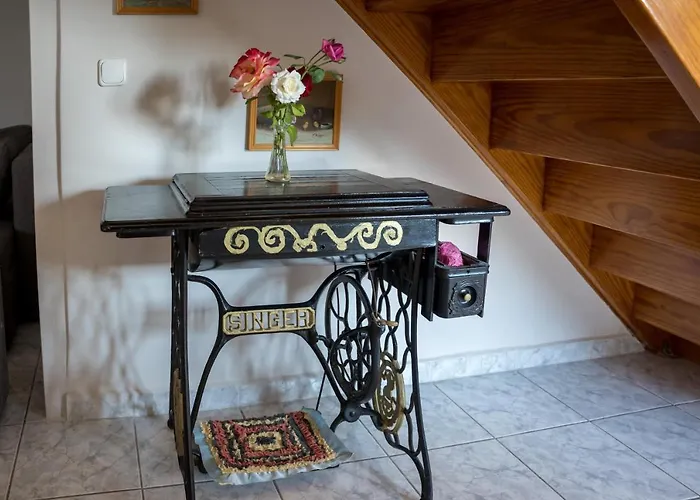 A&s Seaside Maisonette *